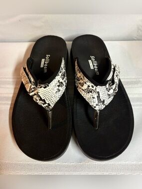 Sollbeam Women's Black White Snake Print Adjustable Flip Flop Sandals Size 8.5